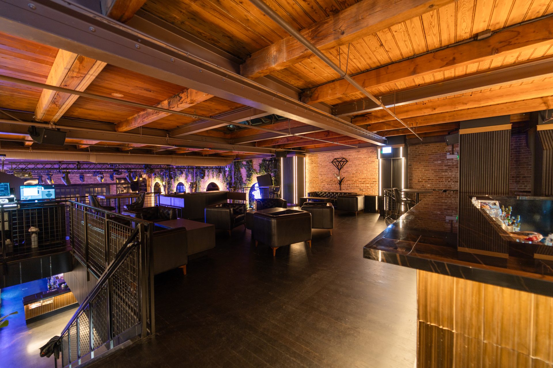 Mezzanine leather lounge